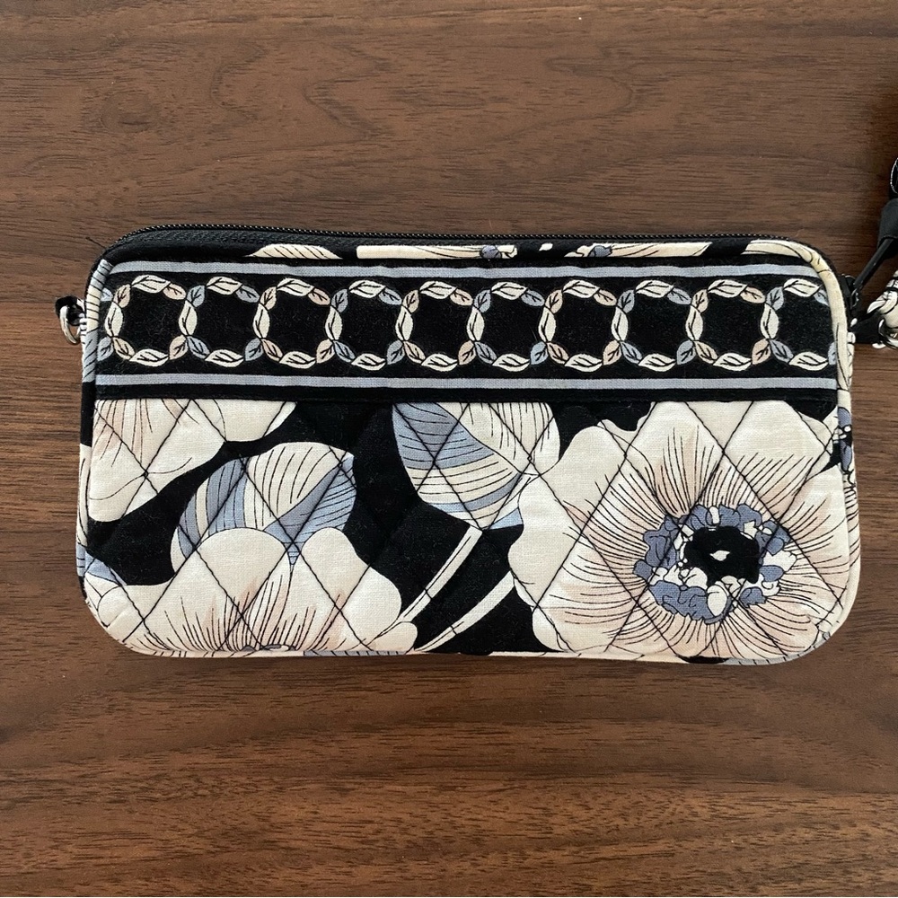 Vera Bradley Camellia Pattern Wristlet - Picture 4 of 11
